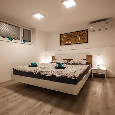 Cozy Little Apartament *