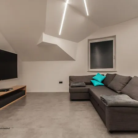 Cozy Little Apartament