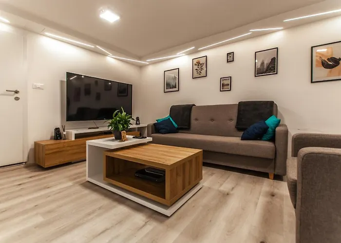 דירה Cozy Little