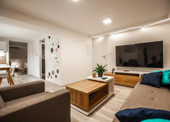 Cozy Little דירה *