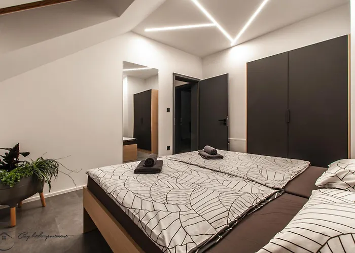 דירה Cozy Little