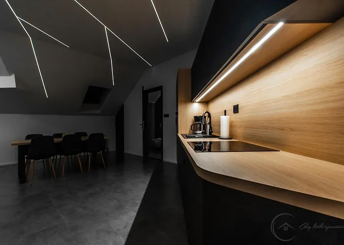 דירה Cozy Little