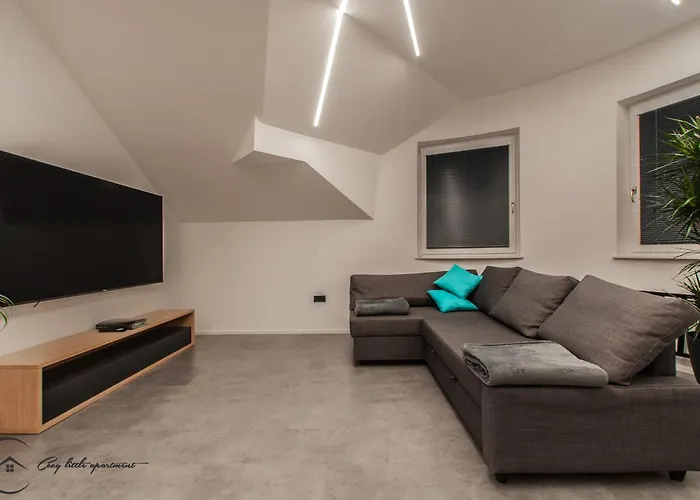 Cozy Little דירה