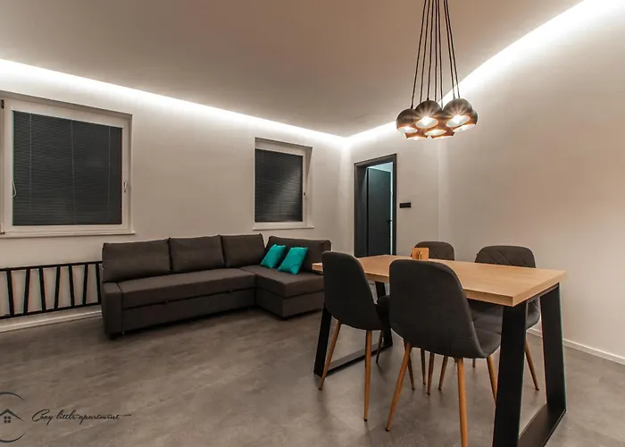 Cozy Little דירה